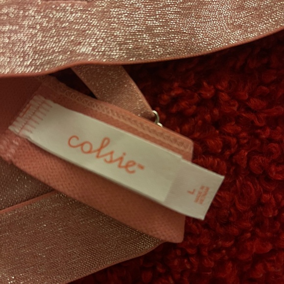 2 Triangle Bralettes - Picture 3 of 8